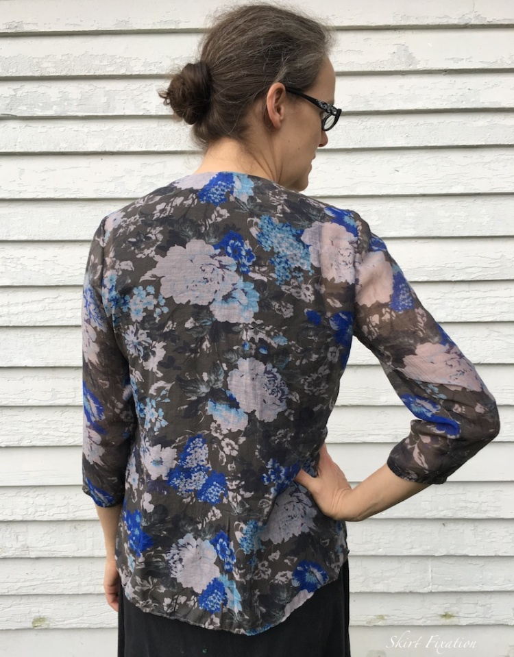 Bellah shirt pattern sewn and reviewed by Skirt Fixation